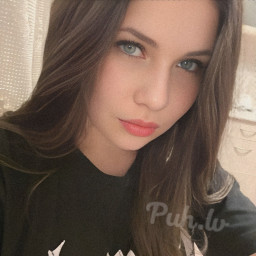 Mila, 25