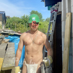 Andrej, 43