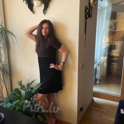 Julija Če, 32