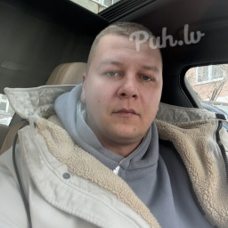 Artur, 34