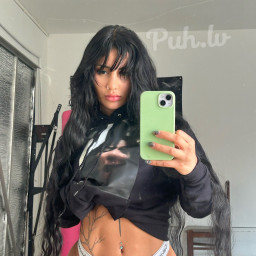 Rachelle, 26
