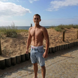Fredys, 33